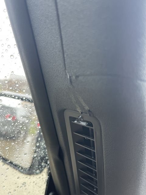 Living With The New Ford Bronco 3 water leaking into a 2021 bronco