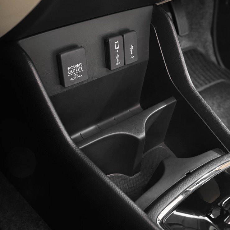 Honda Amaze Facelift petrol automatic & manual in CarToq's First Drive Video Review 5 Honda Amaze Facelift petrol automatic & manual in CarToq’s First Drive Video Review