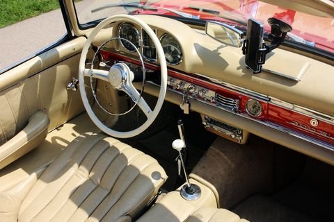 Driving Six Legends From the Mercedes-Benz Museum 18 mercedes benz museum cars