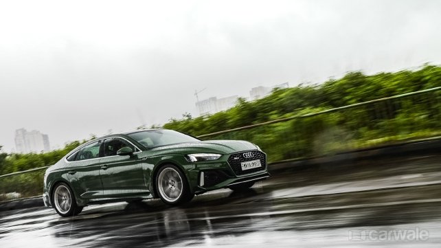 Audi RS5 Right Front Three Quarter Right Front Three Quarter