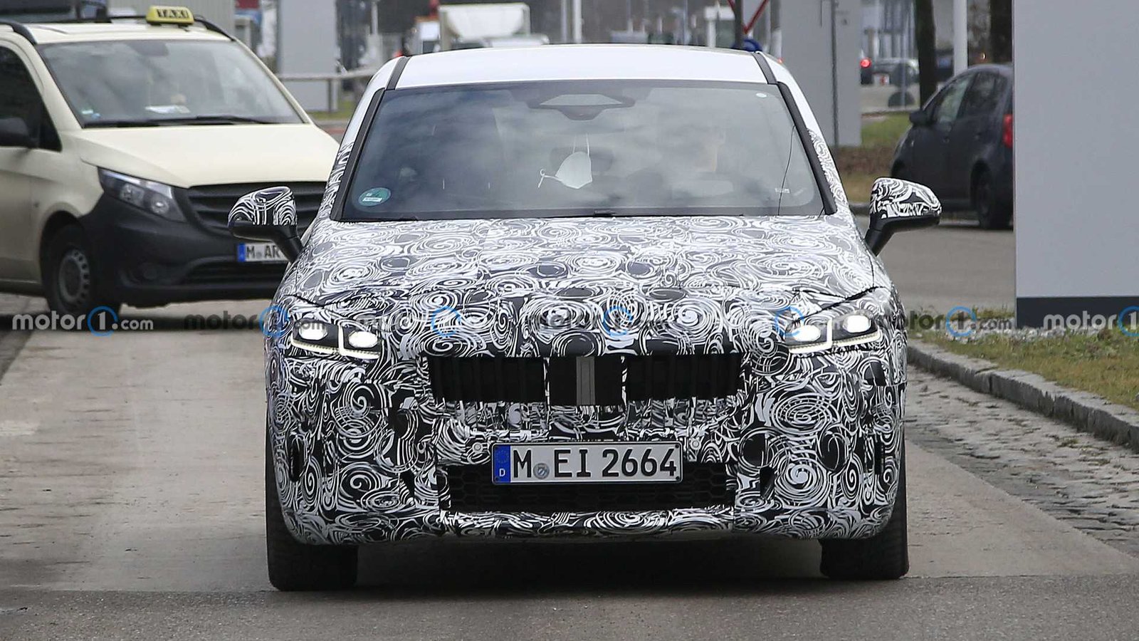 2021 BMW 2 Series Active Tourer new spy photo (front)