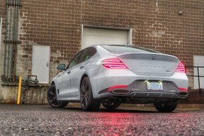2022 Genesis G70 3.3T Sport