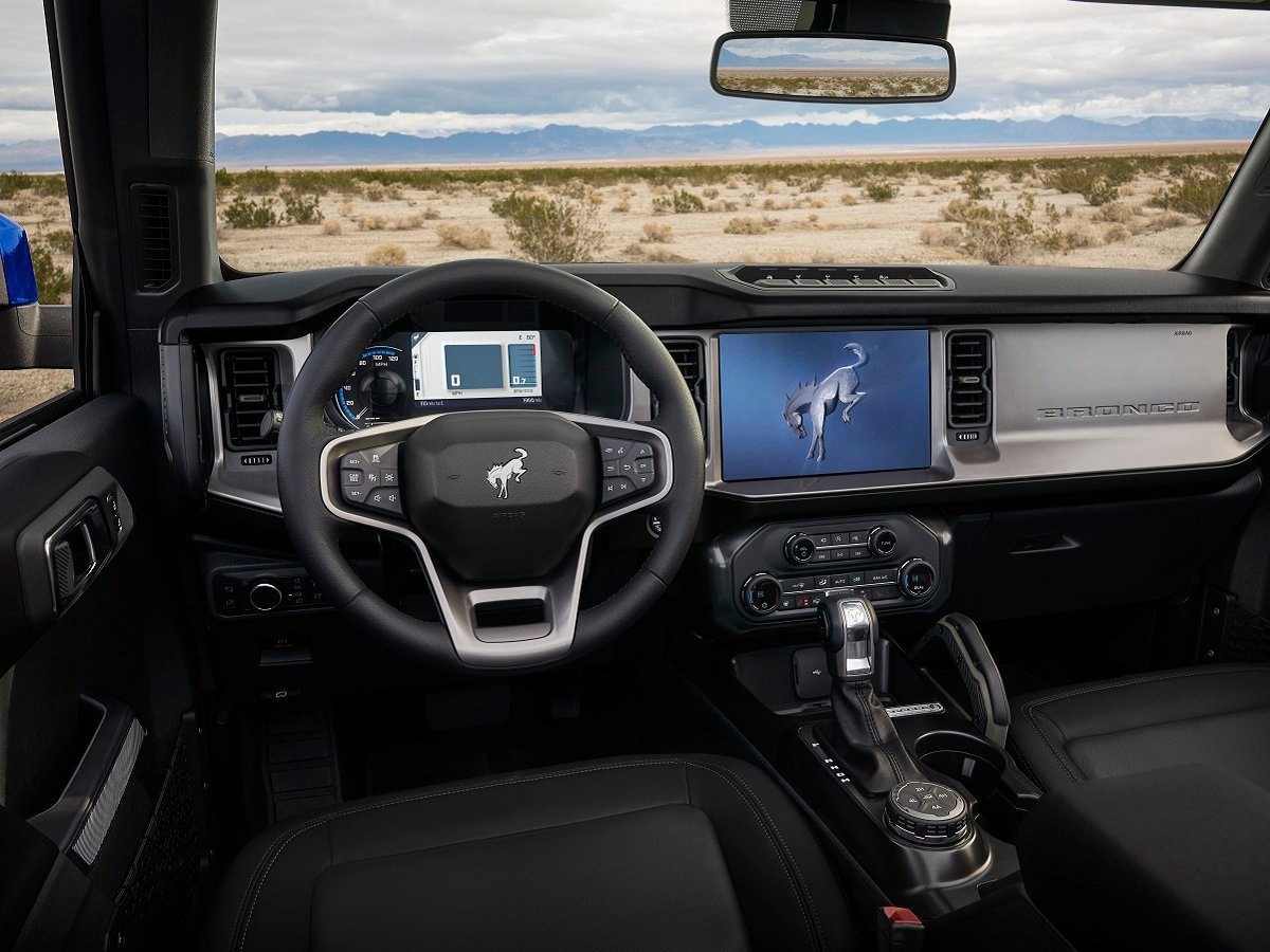 2021 Ford Bronco vs. Jeep Wrangler Comparison 3 2021 Ford Bronco First Edition Black Interior Dashboard