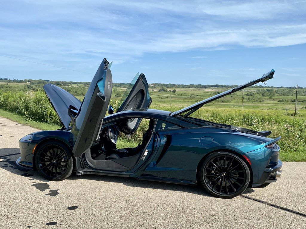 2021 McLaren GT 2021 McLaren GT
