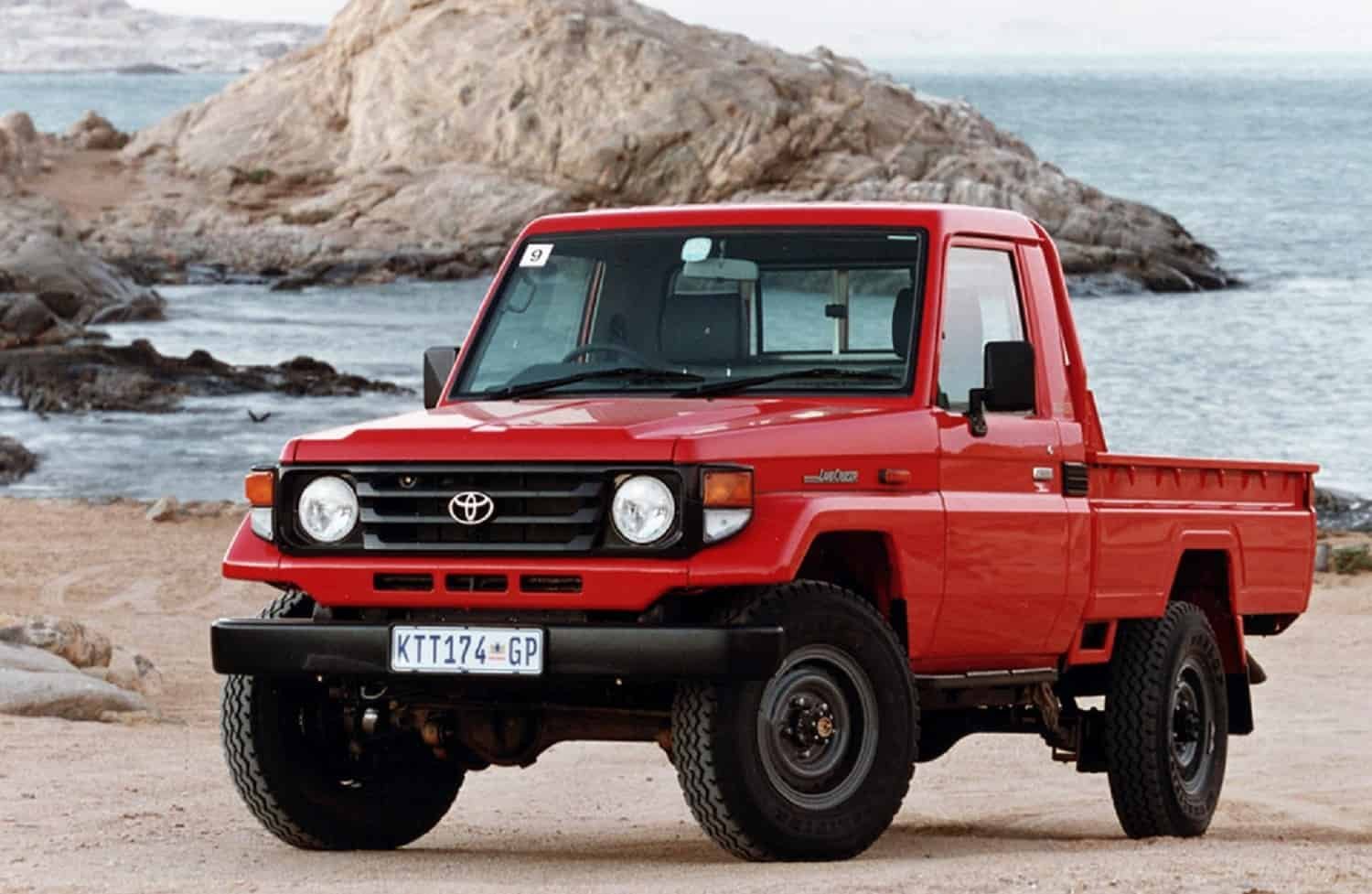 Toyota Land Cruiser turns 70: Models that made a legend 3 Toyota Land Cruiser 70th