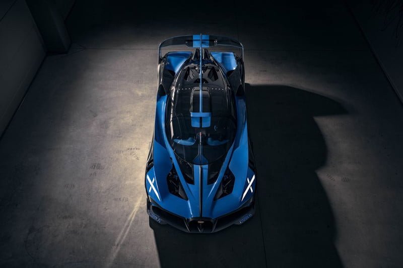 Bugatti Solidifies Its Spot as Hypercar King With Bolide | The Manual 2 Bugatti Bolide Concept front end from above.