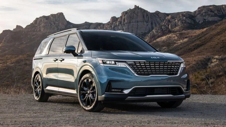 2022 Kia Carnival vs. 2022 Toyota Sienna Comparison | Kelley Blue Book 1 2022 Kia Carnival